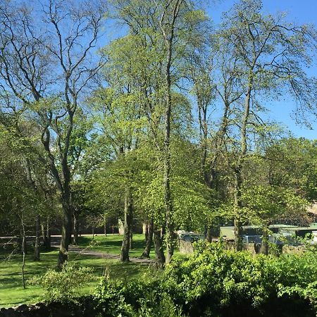 Bed and Breakfast Next Door To Holyrood Palace And Arthur'S Seat Edinburgh Exterior foto